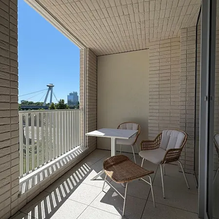 Apartamento Royal Under The Castle With Ufo View & Free Private Parking *