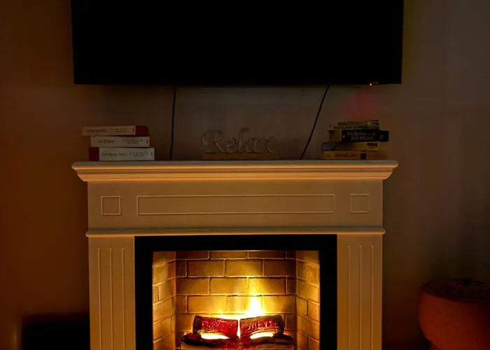 Royal Under The Castle With Ufo View & Free Private Parking *