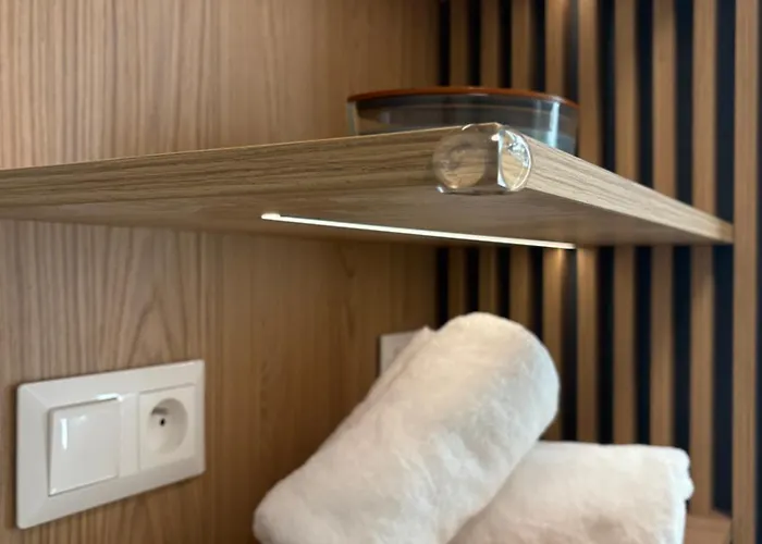 Royal Under The Castle With Ufo View & Free Private Parking Bratislava